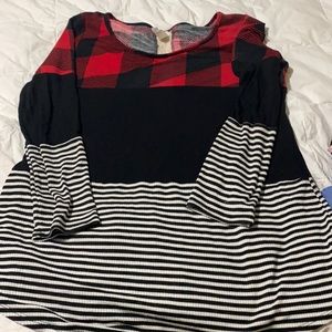 Super cute tunic! Ready for Christmas!